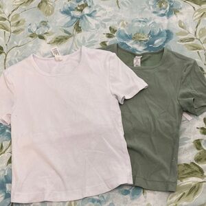 Yogalicious White and Green Short Sleeve Tees